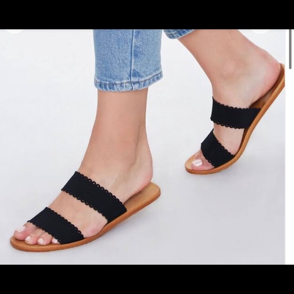 Scalloped Slip-On Sandals - Picture 2 of 4